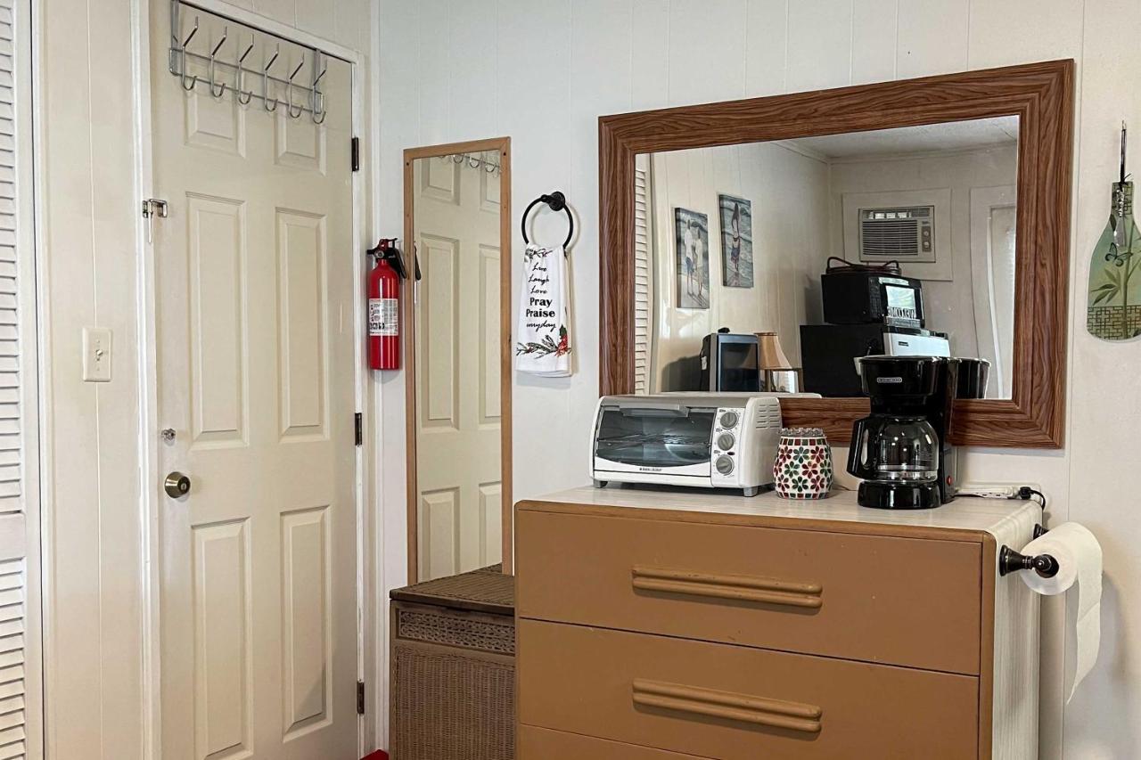 Lake Worth Studio With Smart Tv 6 Mi To Palm Beach! ليك وورث المظهر الخارجي الصورة